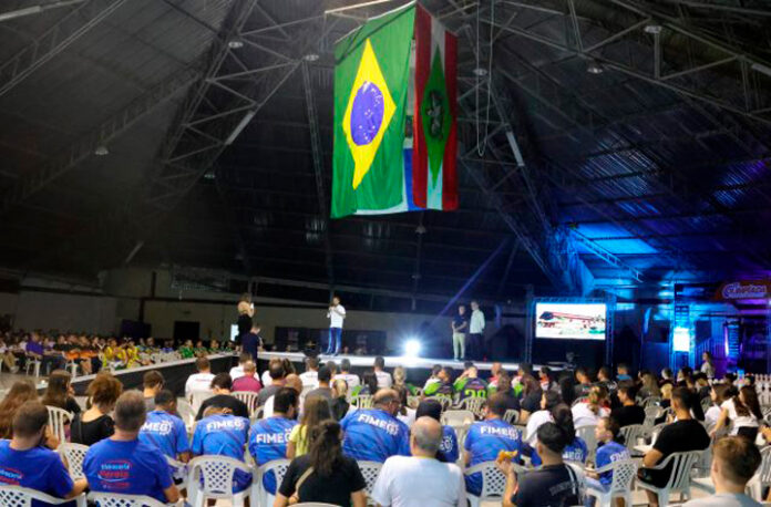 33ª Olimpíada Entre Empresas de Timbó tem abertura oficial