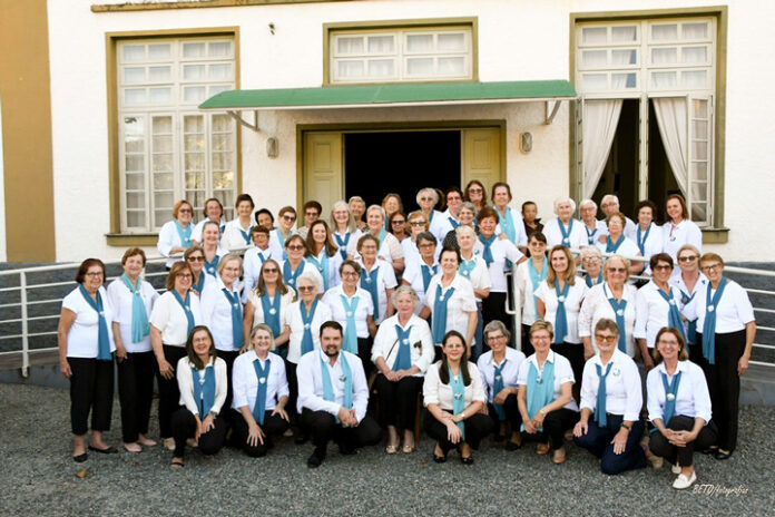 Jornada de 90 anos de fé do Oase Rebecca de Indaial