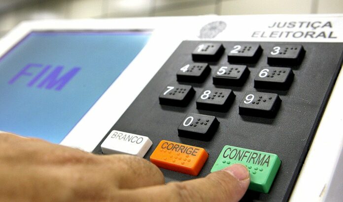 Medida está de acordo com resolução do TSE para restringir uso de IA