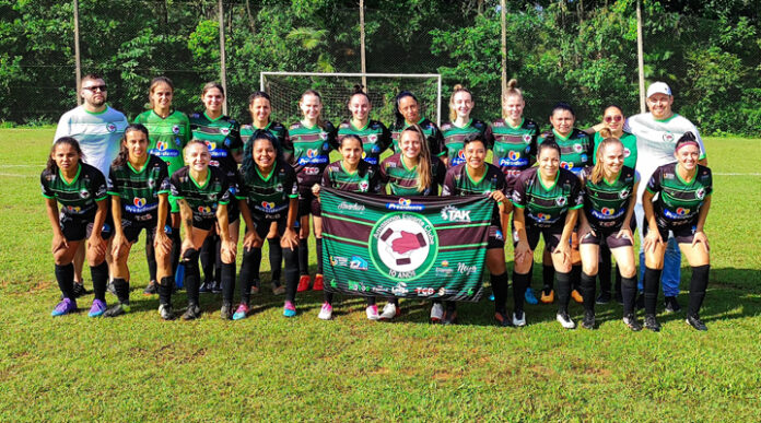 Futebol feminino faz estreia na Copa Vale