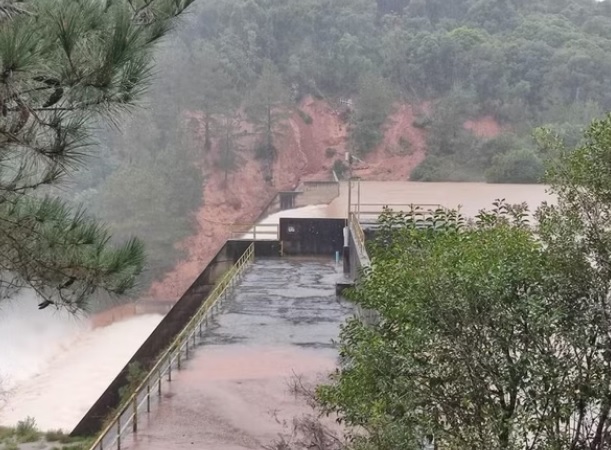 Defesa Civil alerta para o rompimento de outra represa no RS