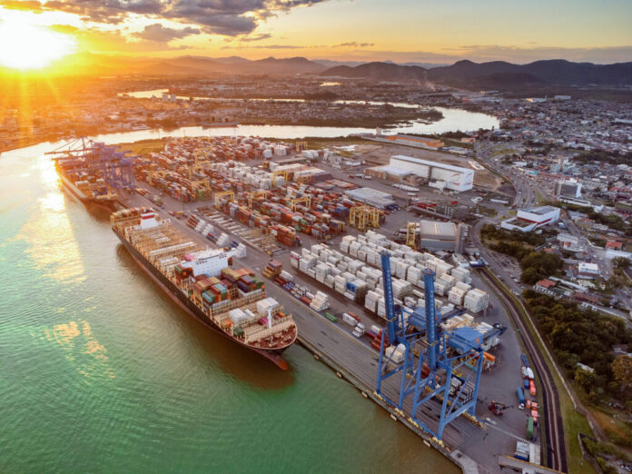 Porto de Navegantes - Portonave, em Itajaí