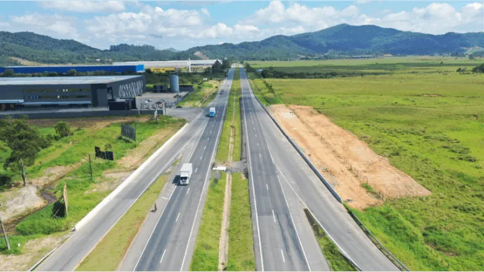 DNIT conclui obras emergenciais na BR-470 no Vale do Itajaí