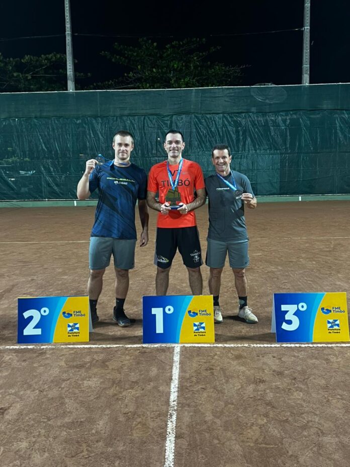 Tênis de Campo Masculino define finalistas na Olimpíada Entre Empresas de Timbó