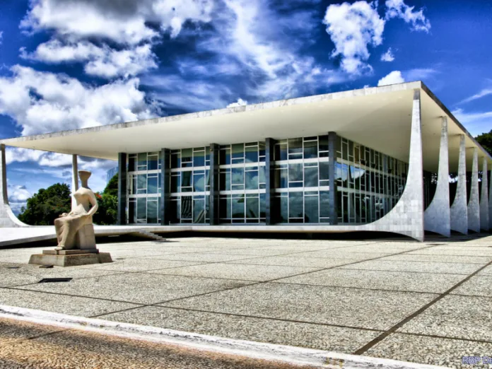 STF retoma julgamento que define futuro das Redes Sociais no Brasil