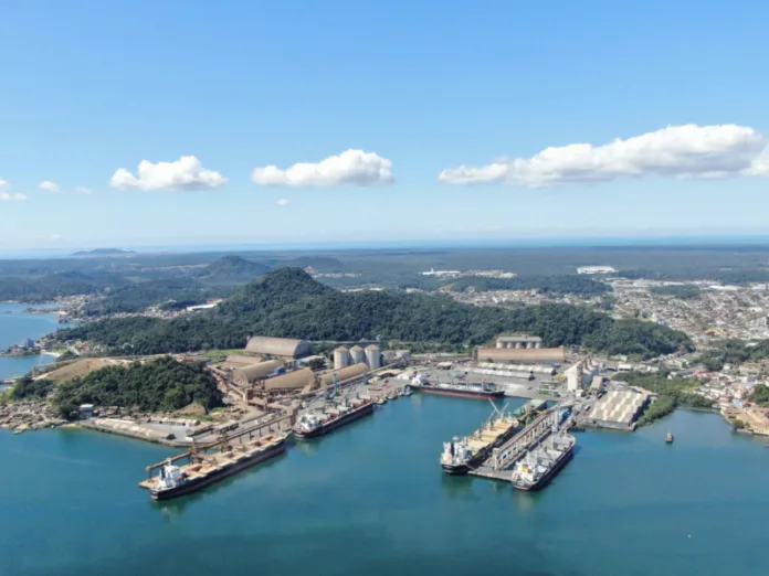 Porto de São Francisco do Sul celebra 70 anos com anúncio de investimentos e programa ambiental inédito