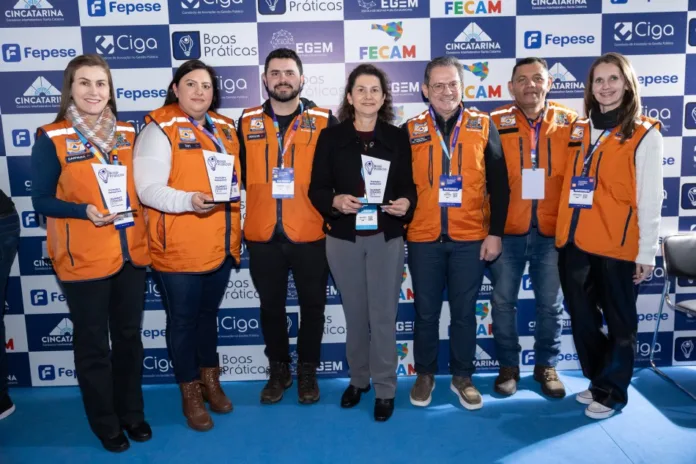 Defesa Civil de Blumenau recebe três premiações durante o Summit Cidades