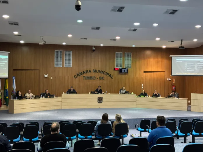 Câmara de Timbó: destaques da sessão ordinária e homenagem a Alfonso Marquardt