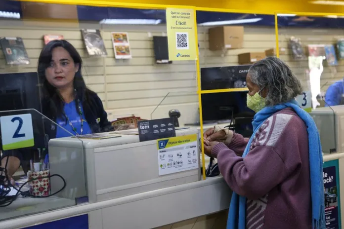 Descontos Indevidos do INSS? Correios oferece atendimento presencial para aposentados e pensionistas