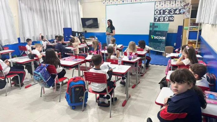 Educação Financeira é tema de atividade na Escola São Roque