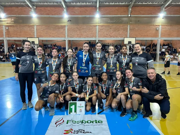 Equipe Feminina do T-Rex Handball conquista vaga histórica para o Estadual dos JESC