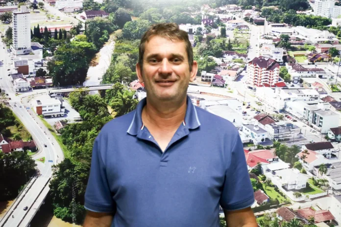 Presidente da Câmara votou contra aprovação das contas
