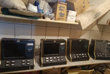 WhatsApp-Image-2025-06-18-at-08.23.17 Polícia Militar apreende equipamentos de jogos de azar em bar de Indaial