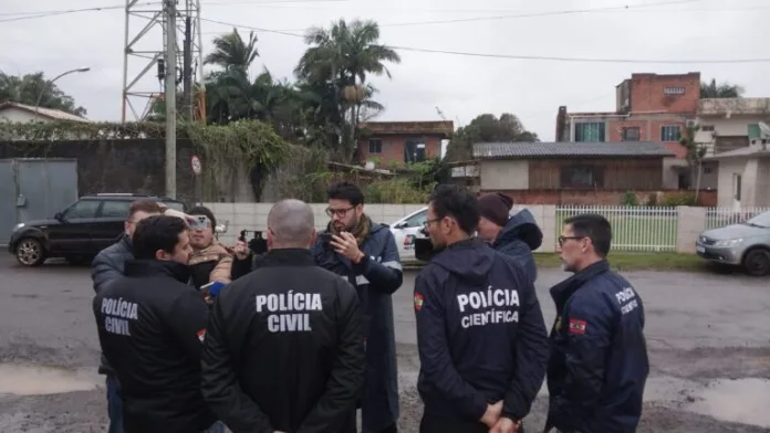 Polícia Civil e Polícia Científica realizam diligência para reconstituição de acidente com balão em Praia Grande
