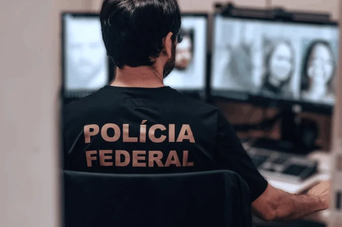 PF prende homem por crimes de abuso sexual infantojuvenil em Santa Catarina