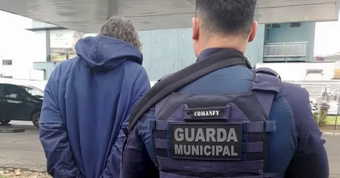 MPSC pede prisão de homem flagrado abusando de cachorra