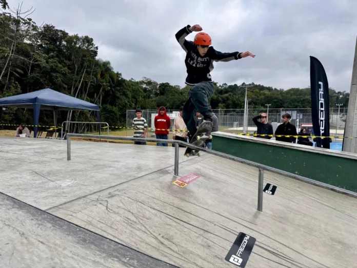 Indaial vibra com a 2ª Etapa do Circuito Catarinense de Skate Street Sub-16