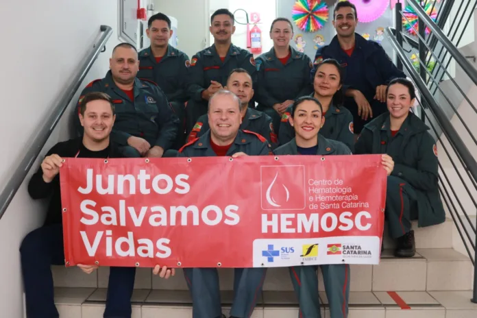 No coração do fogo, pulsa a esperança