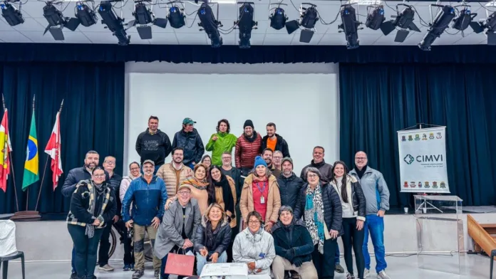 4ª Conferência de Cicloturismo do Vale Europeu Impulsiona Governança e Desenvolvimento Sustentável