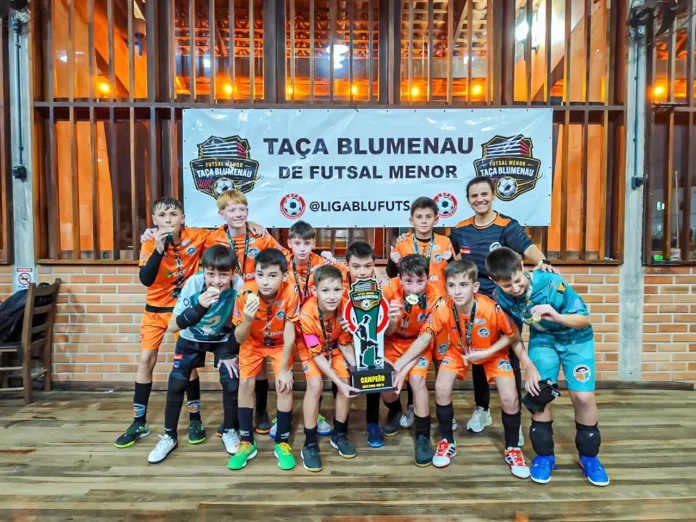 Time de Indaial conquista o título da Taça Blumenau de Futsal