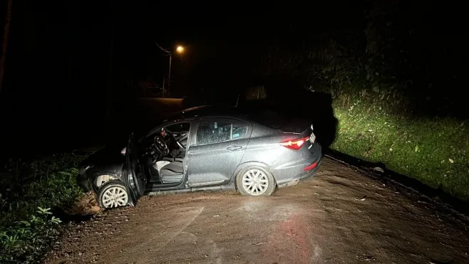Motorista de aplicativo é rendido, agredido e tem carro roubado durante corrida entre Blumenau e Pomerode