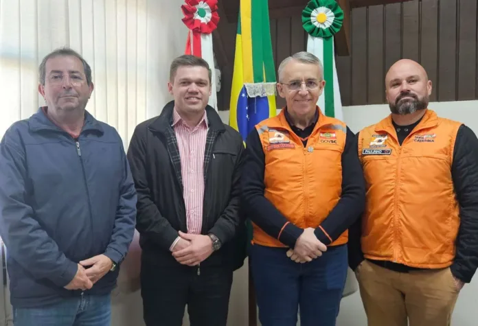 Prefeito Geleade recebe Secretário de Estado de Proteção e Defesa Civil para acompanhar ações no Rio Benedito e Forcação