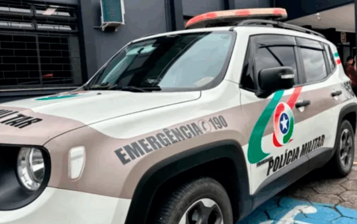 Motorista embriagado é preso com CNH vencida e direito de dirigir suspenso
