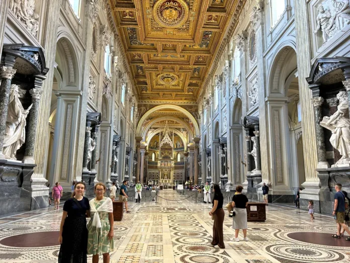 Entre basílicas e milagres: uma viagem de fé que une gerações