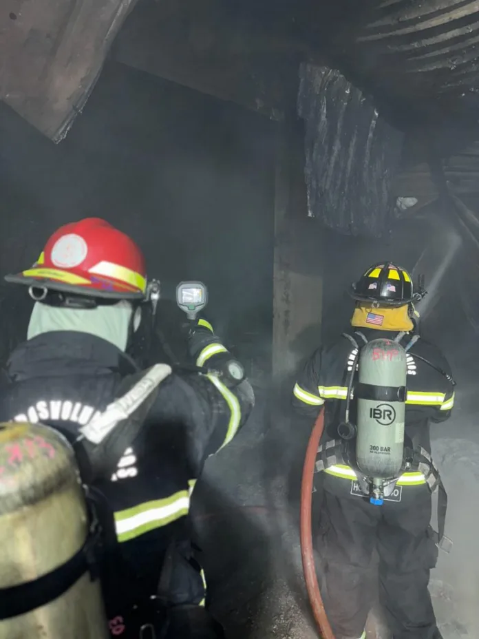 Incêndio atinge galpão de indústria de plásticos em Pomerode