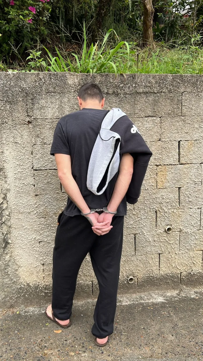 Polícia Civil prende suspeito de integrar quadrilha especializada em furtos de caminhonetes de luxo