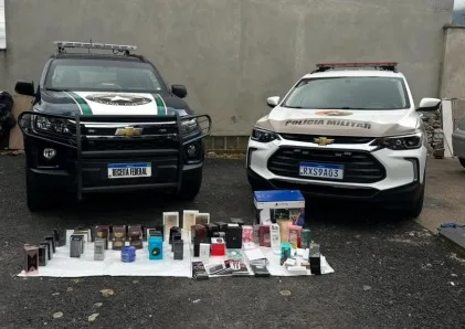 Polícia Militar prende suspeito e apreende drogas, anabolizantes e dinheiro em Indaial