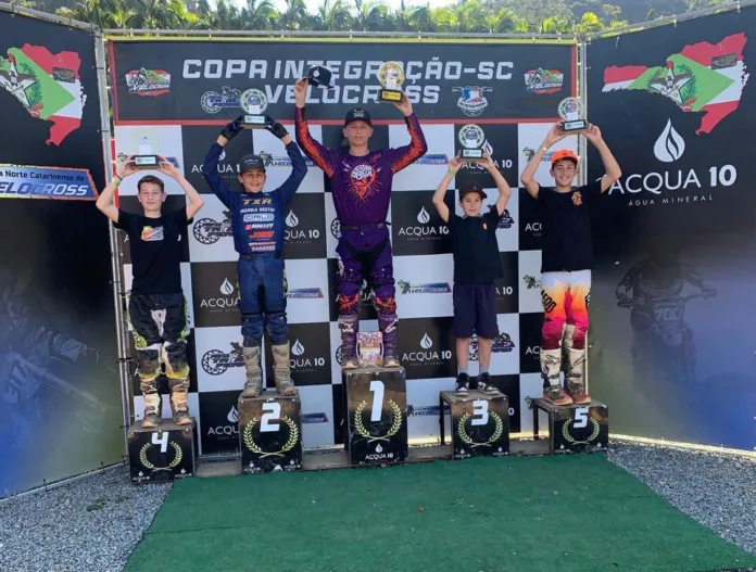 Pilotos de Indaial se destacam na 3ª Etapa da Copa Integração-SC de Velocross