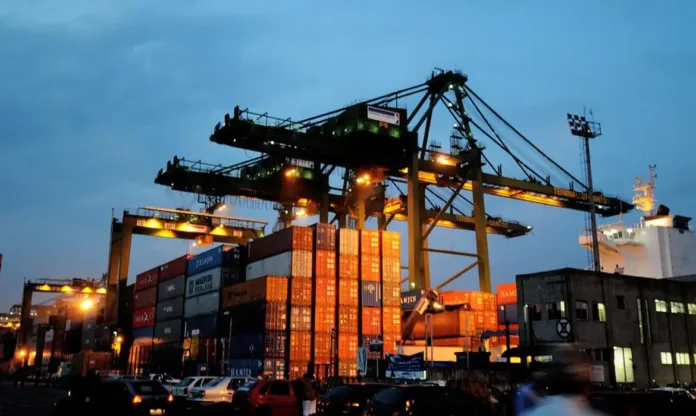 Exportações, emprego e investimentos tendem a recuar devido a tarifaço