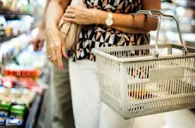 Governador Jorginho Mello assina decreto que zera imposto de seis itens da cesta básica