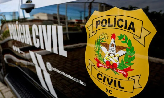 Polícia Civil deflagra operação contra organização criminosa em Blumenau