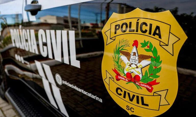 Polícia Civil deflagra operação contra organização criminosa em Blumenau