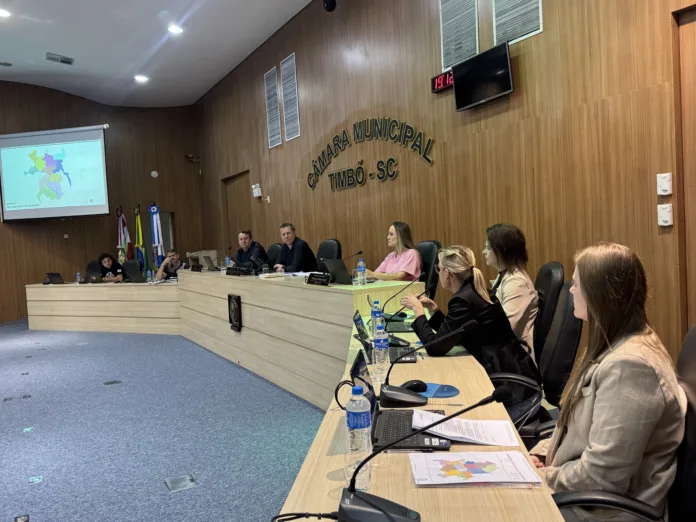 Câmara de Timbó discute nova delimitação e descrição dos bairros
