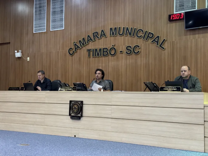 Câmara de Timbó discute a LDO 2026; participação popular vai até 19/09