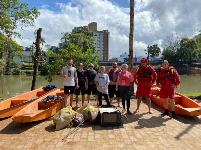 Dia Mundial da Limpeza em Timbó 2025 mobiliza voluntários em diversas ações