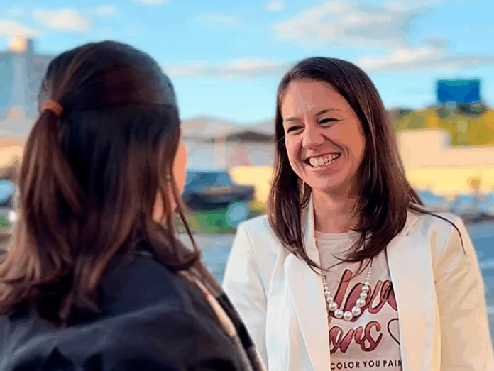 Eleita para servir o povo, Carol Bertoldi mantém seu compromisso com as pessoas, transformando suas demandas em ações que fazem a diferença em Indaial.
