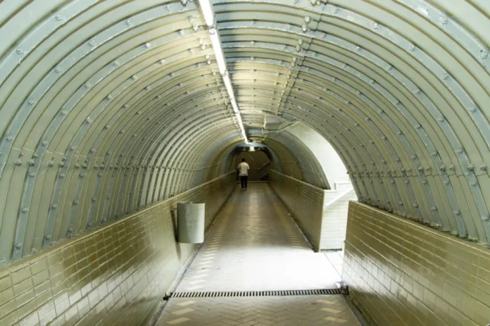 Manutenção do túnel de pedestres da Rua 7 de Setembro é concluída e espaço ganha câmeras de monitoramento