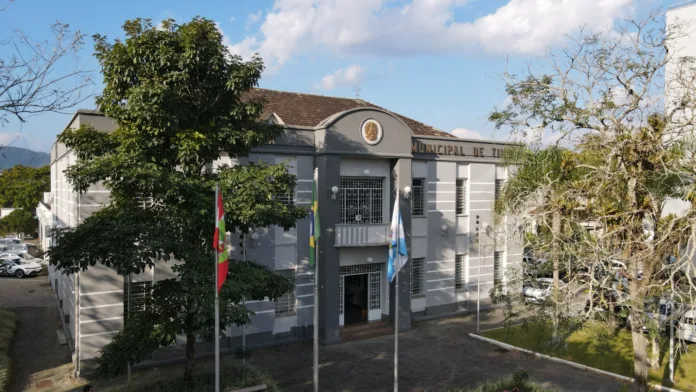 Prefeitura de Timbó reforça compromisso com responsabilidade social e transparência na gestão do Bolsa Família Prefeitura de Timbó reforça compromisso com responsabilidade social e transparência na gestão do Bolsa Família