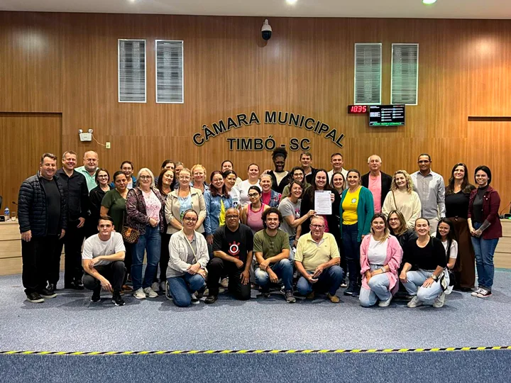 Com projeto do prefeito Flávio Buzzi, 
agentes de Saúde passam a receber 
adicional de insalubridade