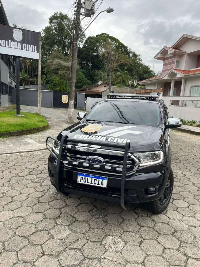 Polícia Civil deflagra operação contra fraude em cartões de crédito em Blumenau