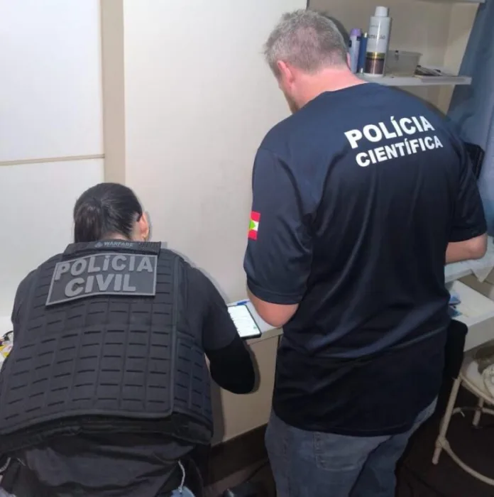 Polícia Civil prende jovem em flagrante pelo crime de pedofilia em Itapema Polícia Civil prende jovem em flagrante pelo crime de pedofilia em Itapema