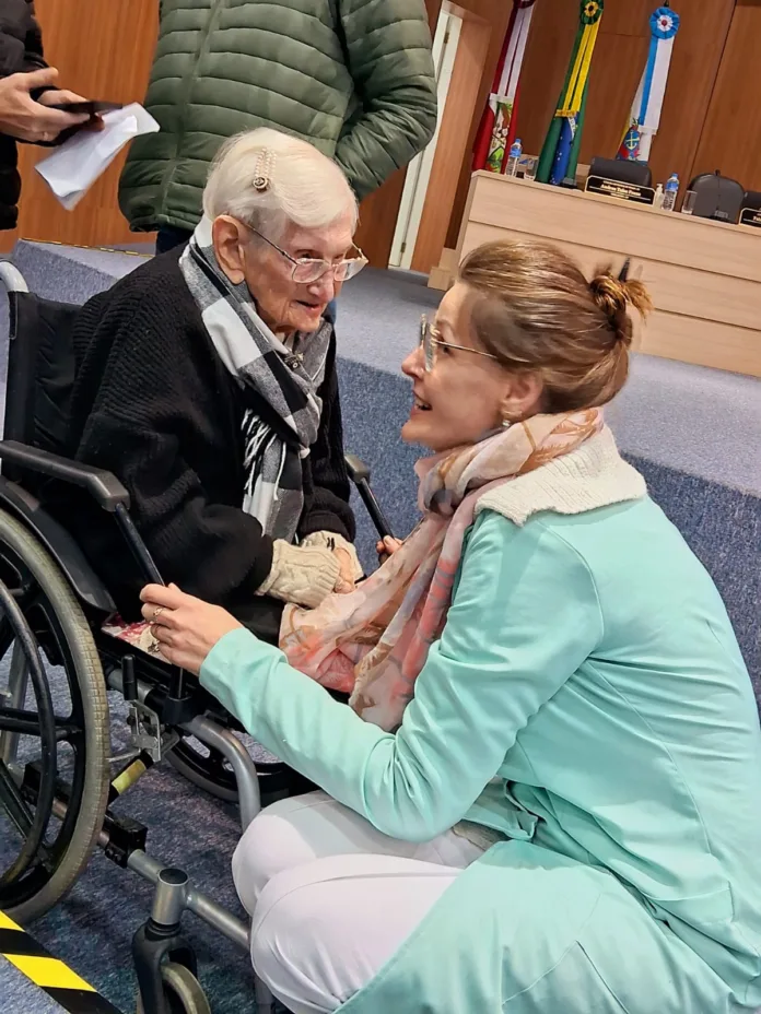 Falecimento de Regina Campestrini, aos 104 anos, comove comunidade Falecimento de Regina Campestrini, aos 104 anos, comove comunidade