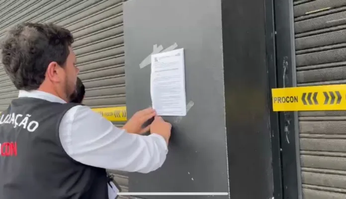 Procon Blumenau interdita empresa por práticas abusivas e acumula 36 processos em andamento