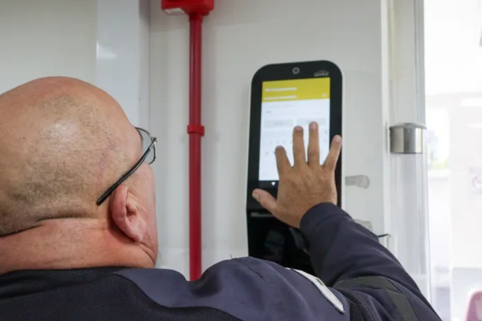 Blumenau passa a ter vagas gratuitas na Área Azul para quem for doar sangue no Hemosc