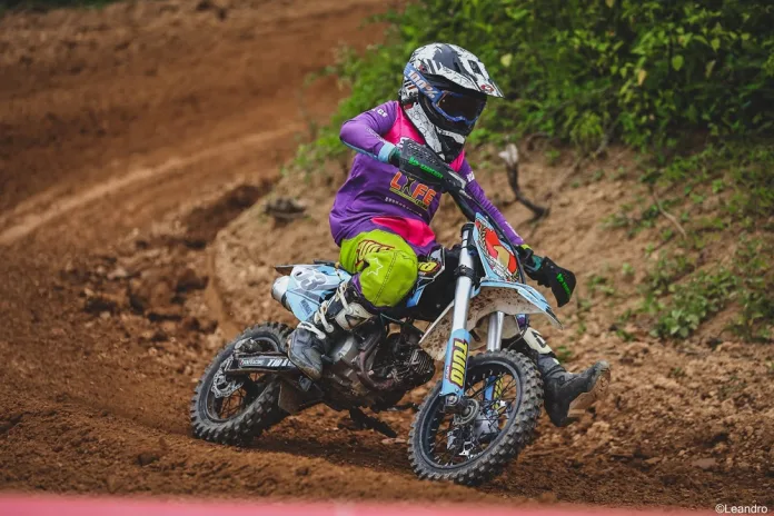 Indaial conquista título catarinense no Velocross e se destaca na etapa final em Blumenau