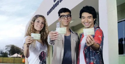 TSE lança campanha “Votar é a Nossa Cara” para incentivar jovens a tirar o título de eleitor